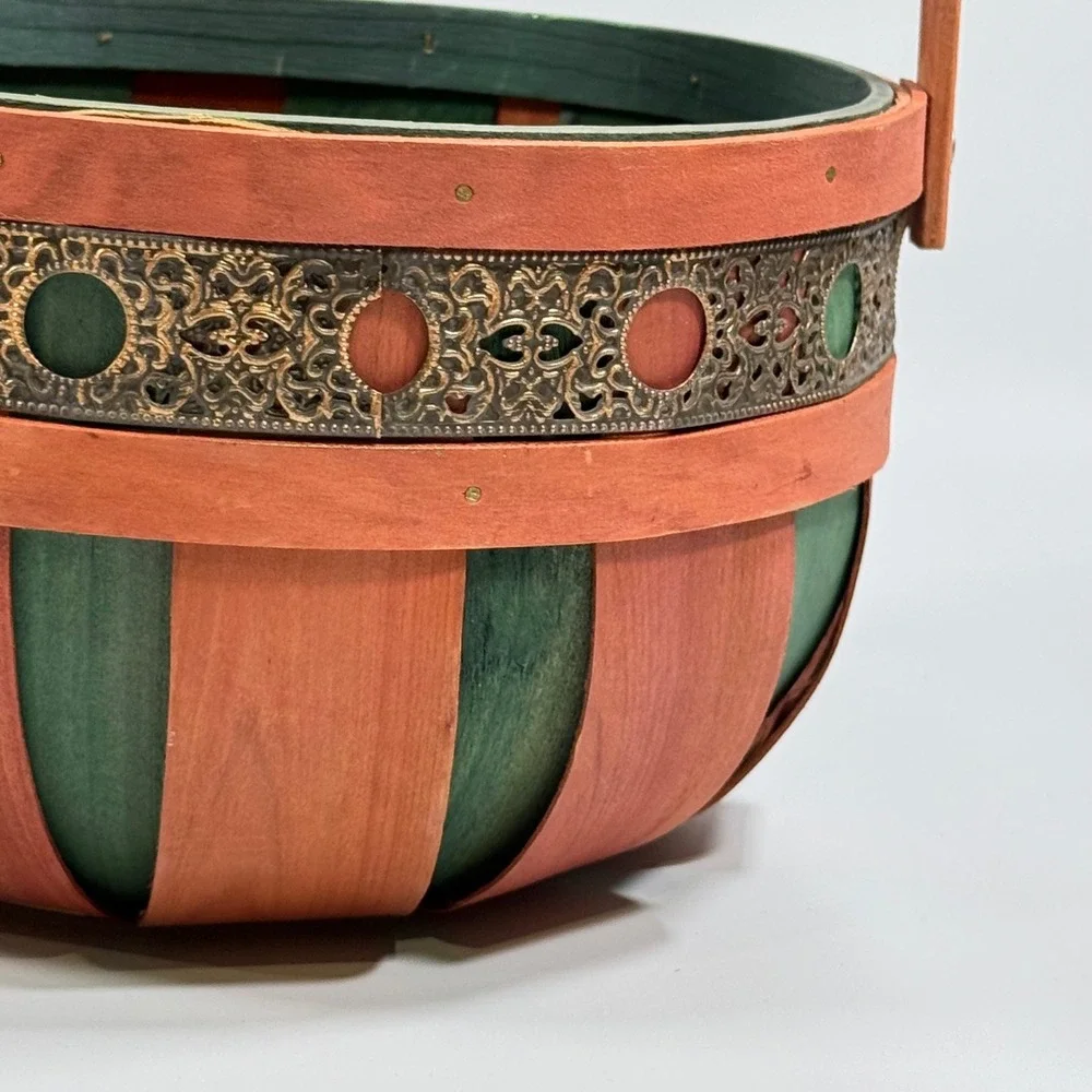 VTG Basket w/Handle Green & Wood Metal Trim 8